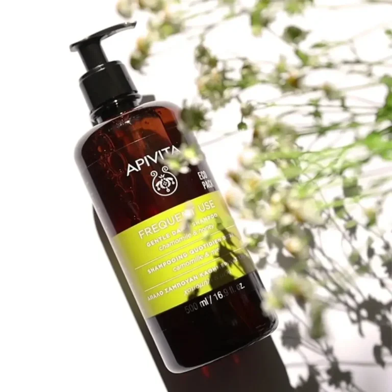 APIVITA Σαμπουάν για Καθημερινή Χρήση με Χαμομήλι & Μέλι ECO PACK - 500ml