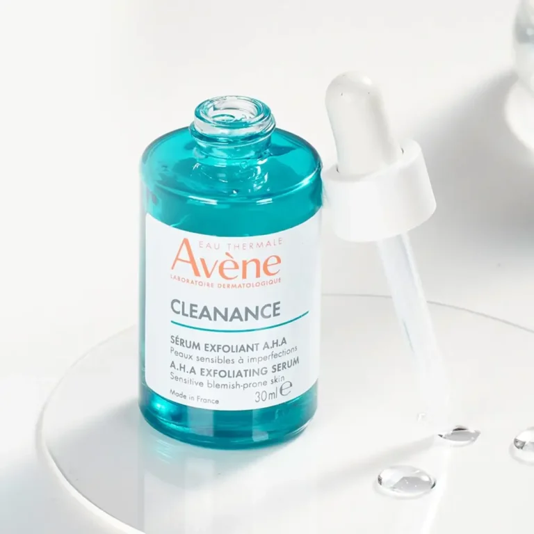 AVENE Cleanance Serum Exfoliant A.H.A. Ορός Λείανσης με Απολεπιστικά Οξέα Φρούτων - 30ml