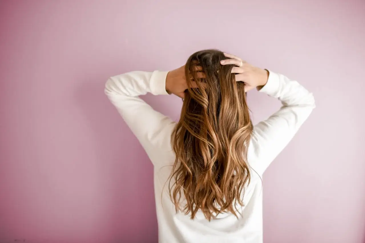 Η ΑΠΌΛΥΤΗ ΡΟΥΤΊΝΑ ΠΕΡΙΠΟΊΗΣΗΣ ΜΑΛΛΙΏΝ: TIPS ΚΑΙ ΠΡΟΪΌΝΤΑ ΓΙΑ ΛΑΜΠΕΡΆ ΜΑΛΛΙΆ | Pharmacy1 PERIPOIHSH MALLIVN BLOG